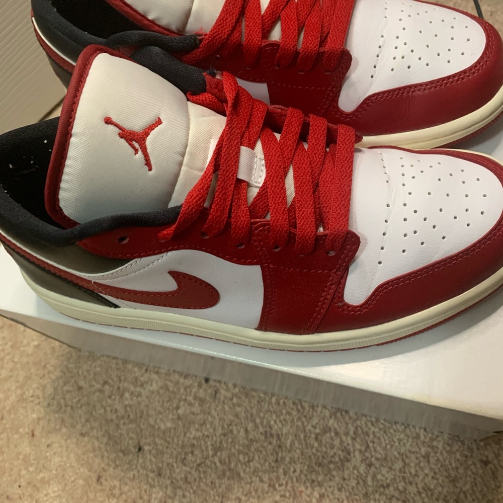 Women’s Air Jordan Retro 1 Low